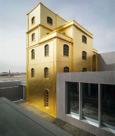 fondazionwe prada